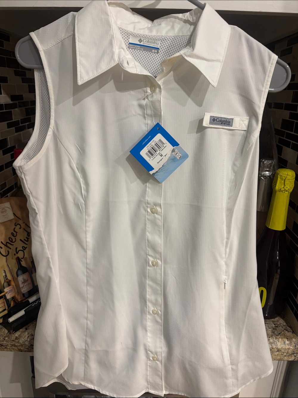 Columbia White Sleeveless Button-Down Performance Shirt